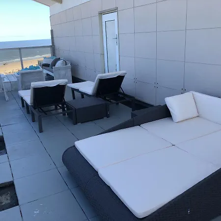 Penthouse At Sea Apartment
